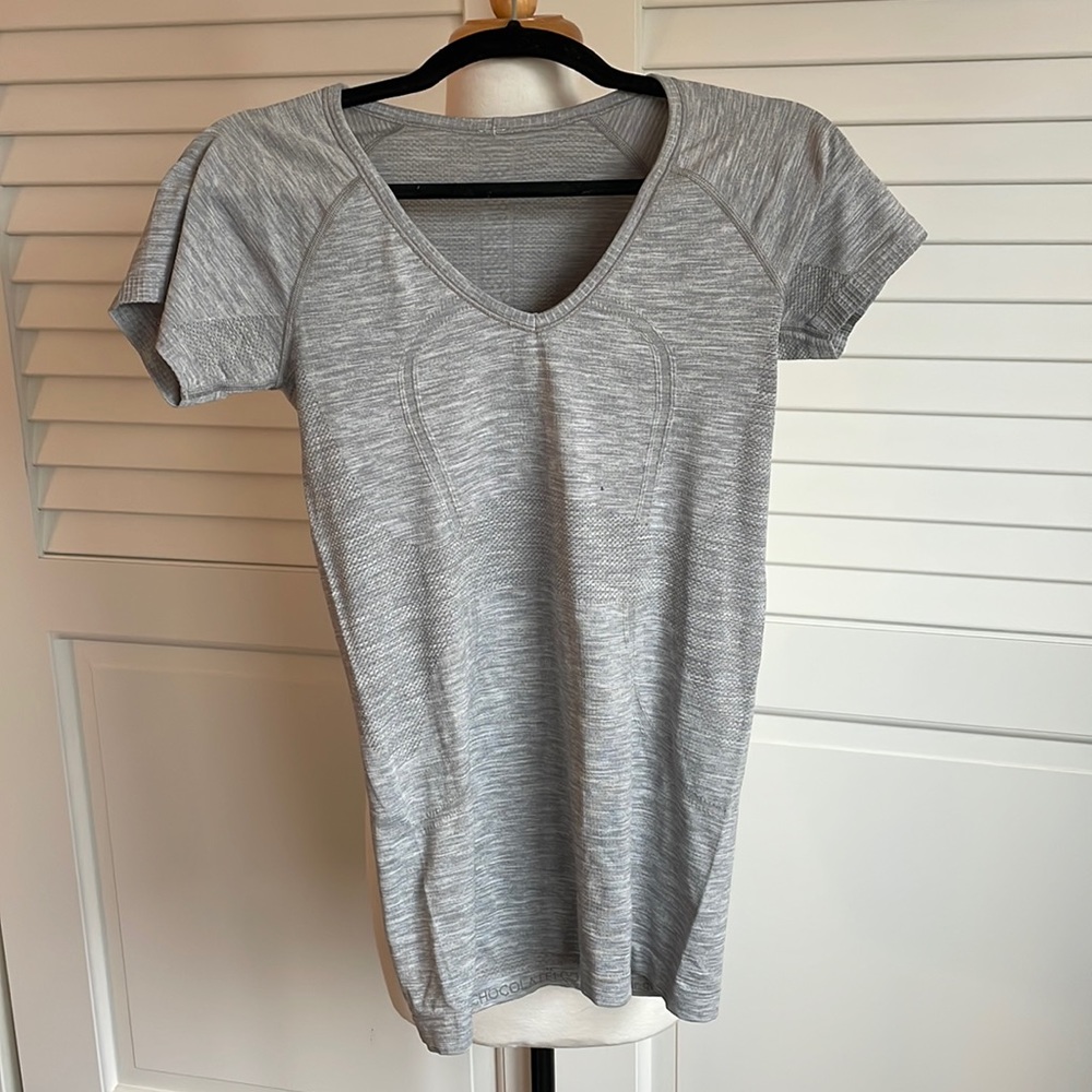 Lululemon Swiftly Tech Short Sleeve, Grey